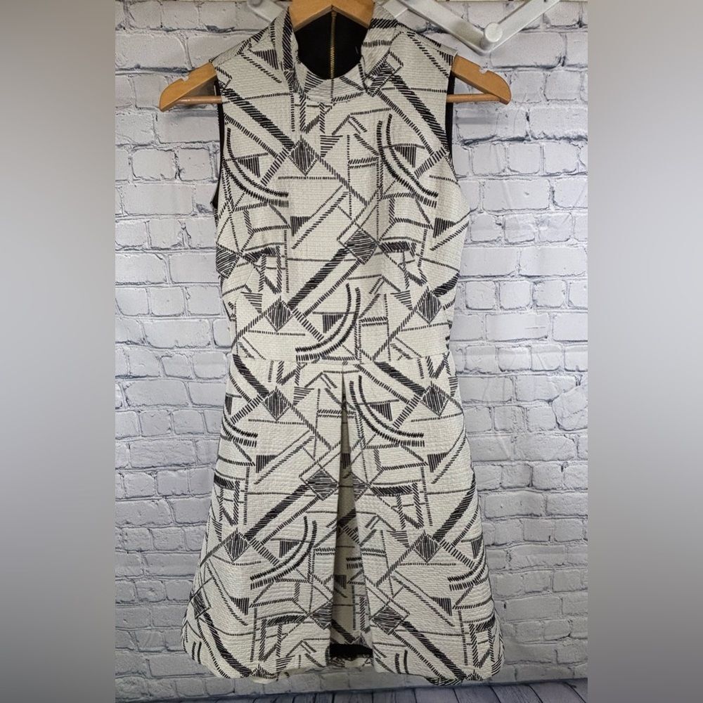 Hunter Bell Black White Abstract Geo Jacquard Party Festive Mini A-Line Dress 2